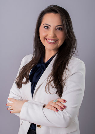 Dra. Nayara Oliveira